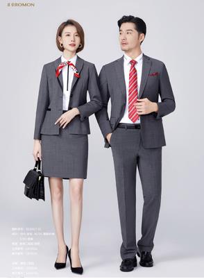 石家庄西服定制如何挑选衣服面料