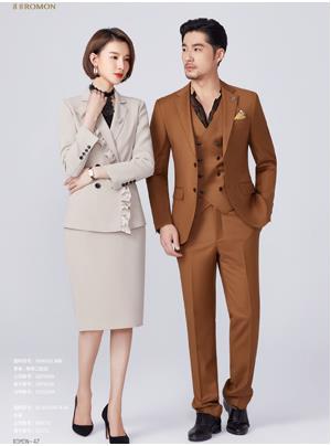 西服怎样穿更得体